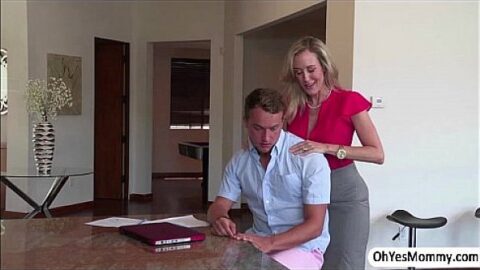 Stepmom Alexandera organizes a group sex