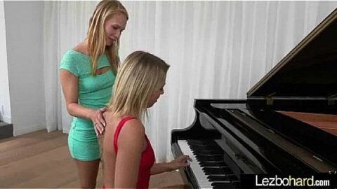 Cute Lovely Lesbos Have Fun On Camera vid-27