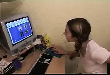 Lesbian Aunt is a Computer Expert