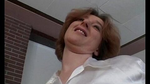 Lovely Mature Unable To Pay Rent Give A Private Show