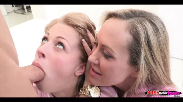 Hands On Experience from amazing MILF
