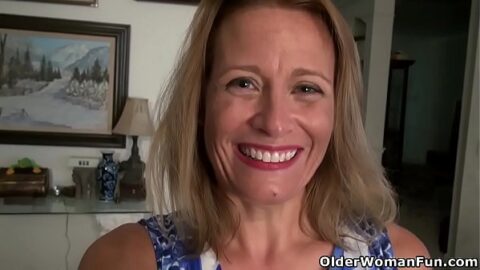 Glorious milfs from the USA: Lauren, Mary and Jayden