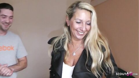 German Mom Hooker Fuck Big Dick Young Boy at Hotel for Cash