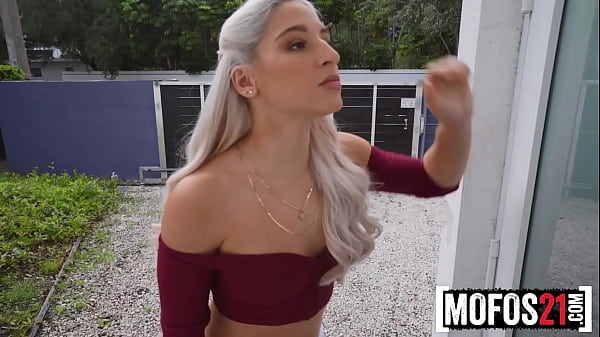 Girl Fight Ends in Lesbian Sex With Abella Danger Geting Multiple Squirting Orgasms – MOFOS21