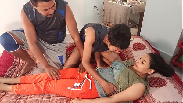 Wife shared ! hot threesome for swinger MMF