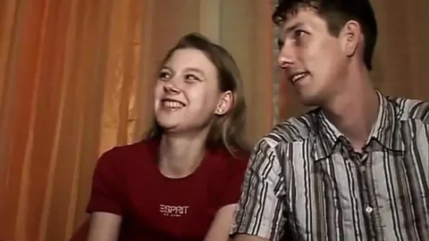 German swinger housewife fucking with her husband and the amazing Simones Hausbesuche