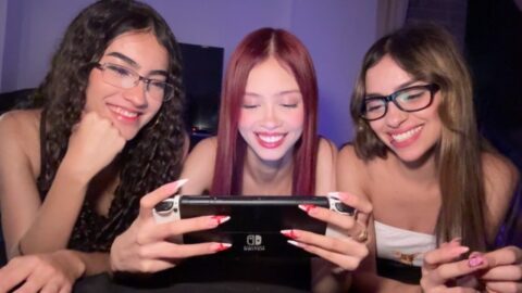 4some – I Fucked 3 Beautiful 18yo Gamer Girls – The Best Fuck Of My Life!