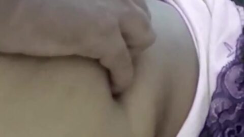 سكس أزواج مصرين 🍑 مصري يصور زوجته بعيد ميلادها ونزل في طيزها
