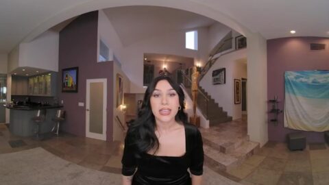 Let Alexa Chains Unleash Her Inner Seductress On You Tonight