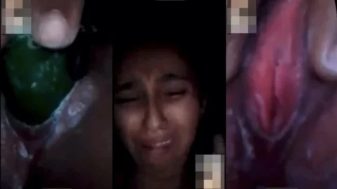 Pakistani girl masturbates with cucumber