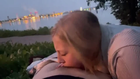 Gave a Blowjob to a Guy on the Embankment
