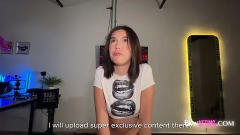 Latina Casting Deepthroat Cumshot Encounter