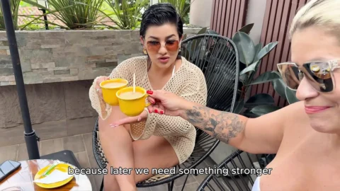 My MILF stepmom gives me a free massage but I ended up with the BBC grab of the masseuse in my mouth