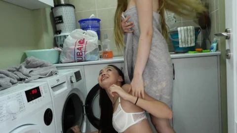 My Neighbor Licked My Pussy in the Dorm Laundry Room!