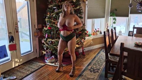 Mommy Housewife HUGE Tits and Big Ass at Christmas ONLY FANS Mature MILF Compilation