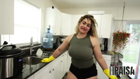 Doing the dishes got a Massive Creampie