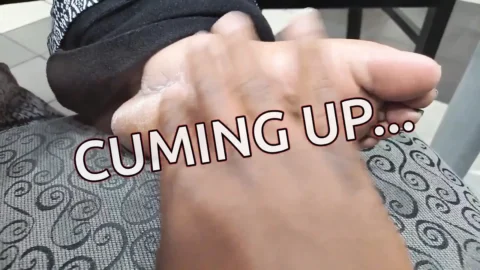 Kelly’s Meaty Soles Rubbing Meet up