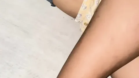 Mahiyaing Dalaga Nagpakantot kay Tito! Para Sa New !Phone