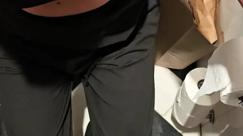 Amateur milf takes cock in 5 star hotel bar bathroom