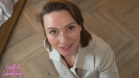 I accidentally booked my Stepmom, why didn’t she leave? Her mature hairy MILF pussy was soaking at the thought of fucking me