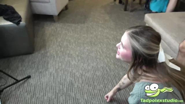 Stunning Wisconsin Tiff Invites Chubby Guys To Gangbang Her Hungry Holes