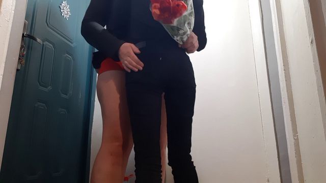 I received not only a bouquet of flowers, but also cunnilingus (with dirtytalk) – Lesbian_illusion