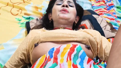 Anal hole- “Dr. sahab mota Auzaar dalo gand me”, Doctor ne dala bhabhi ki gand me Thermometer or lund dalkr chudai ki in H