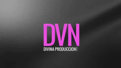 Divinamaruuu and Michelle Kiss Each Other All Over Their Bodies and Have Very Hot Lesbian Sex