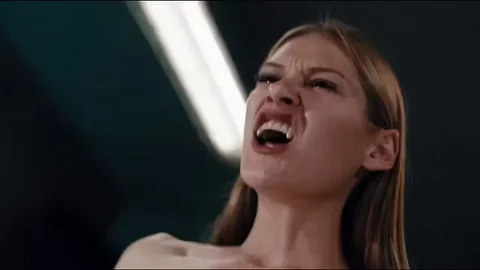 Vampire Lesbian Domination in Cosplay Parody