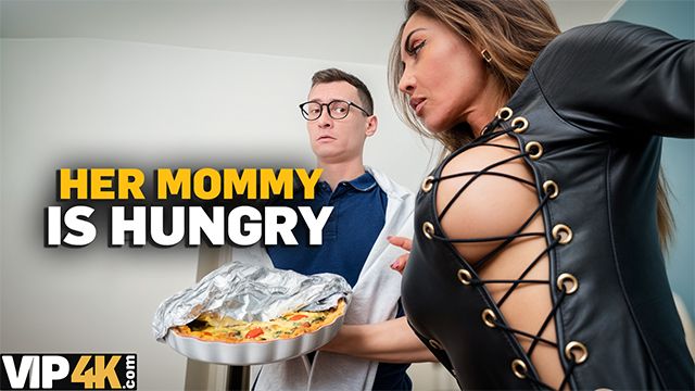 VIP4K. Her Mommy has the most Delicious Cakes
