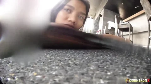 JohnTronX – Underwater fuck with a hot Asian amateur babe