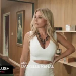 MILFY Seductive Platinum-Blonde MILF Danielle Renae Needs Double Penetration