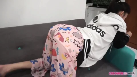 When she stood up sperm came out pussy