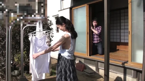 A164F05 My foolish son goes berserk as my mother flicks her nipples from under her arms without any protection! It’s my mom’s fault for being too sexy!! Drowning in carnal sex!