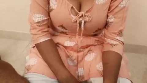 I Caught My Stepsister Masturbate When She Was Home-alone I Help Her to Cum with My BBC, Desi Indian Sex Video Mms