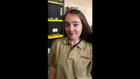 LEAKED! Slutty uHaul Storage Sex! Fucking a Customer Still in Uniform, Redhead, PAWG