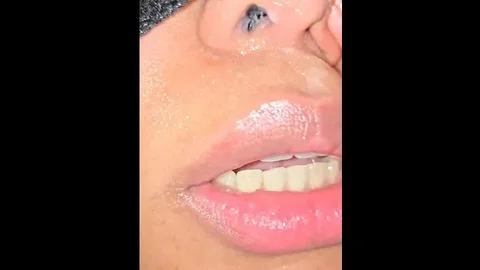 Piss and cum in nose in the car