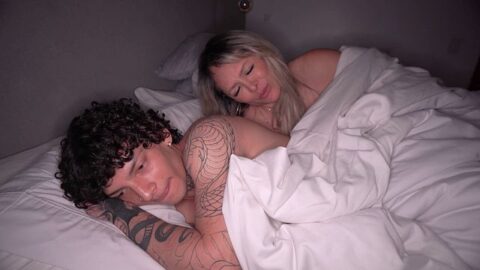 Big-breasted stepmom gets the wrong room and ends up in her stepson’s room